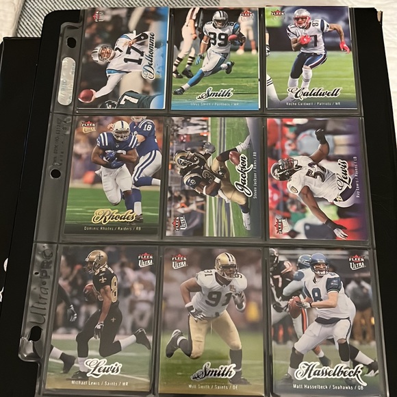 2007 NFL Card Lot - Picture 4 of 7